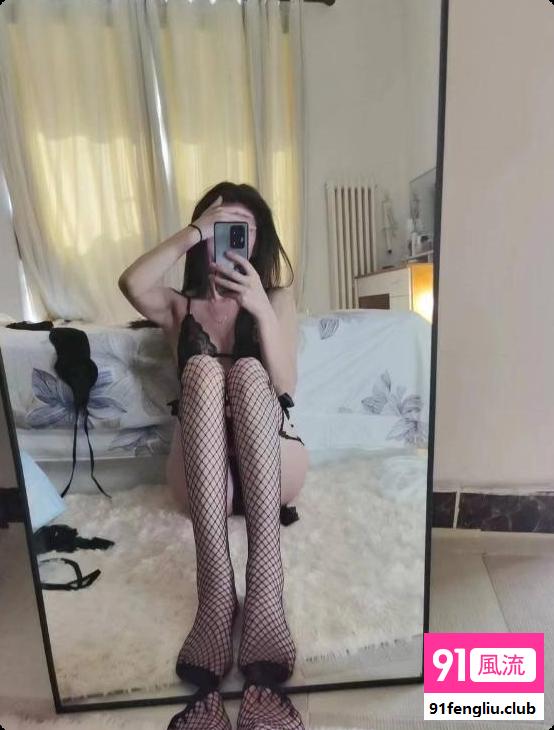 高挑长腿颜值老师